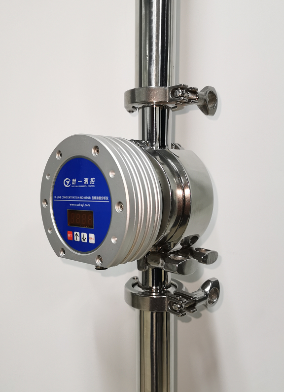 金屬加工液專用型在線濃度檢測儀現(xiàn)場安裝圖