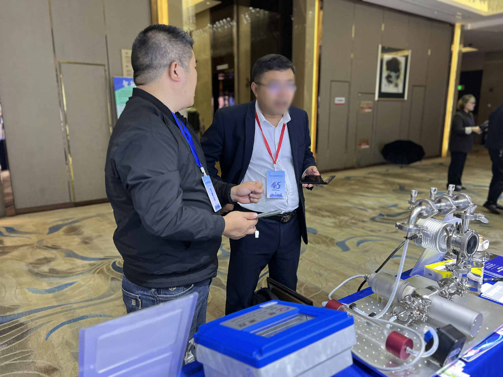 第45屆無機(jī)酸堿鹽學(xué)術(shù)年會楚一測控現(xiàn)場